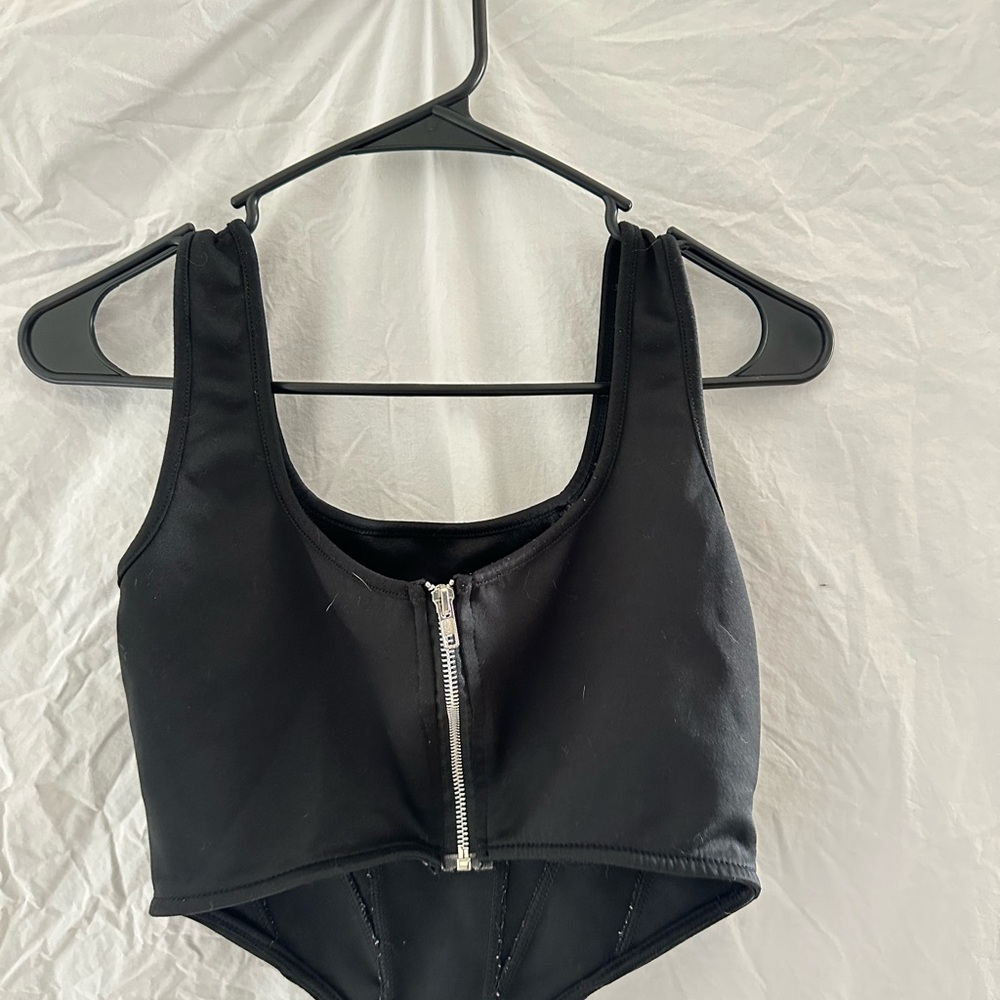 Black Zip-Front Crop Top